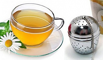 Цедка за чай - топла напитка в студените зимни дни!