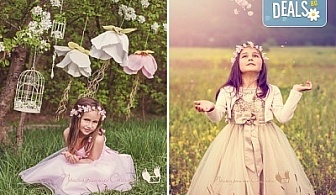 С дъх на цъфнали дръвчета! Подарете детска пролетна фотосесия на открито с 12 обработени кадъра, Приказните снимки!