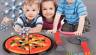 Детска играчка Пица с нож и аксесоари