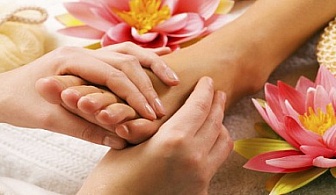 Хидро масаж с уханни цветни соли за уморените ви стъпала: подарете си лекота и свежест с 76% отстъпка!!  От senses massage & recreation