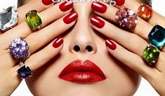 Кажи здравей на най-търсения Shellac! Перфектен, дълготраен и модерен маникюр само за 13.50 лв. от салон Принцес, центъра на София!