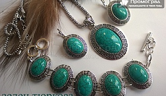 Колие, обеци и гривна от естесвени камъни - аметист, лунен камък, зелен тюркоаз (по избор)