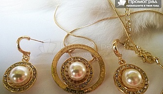 Колие и обеци от медицинска стомана, златно покритие, Сваровски елементи и естествени перли (реплика на Версаче)