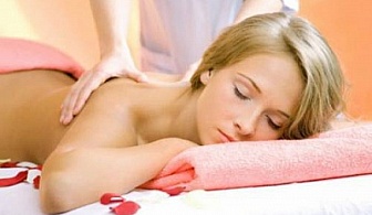 Лечебен медицински масаж на гръб (60 минути) само за 9.90 лв. вместо 20 лв. от Център за красота и здраве &quot;Luxury wellness &amp; Spa&quot;!