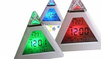LED часовник Пирамида
