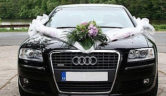 Луксозни автомобили под наем с шофьор за сватби и други тържества от Business Rent a Car!