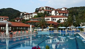 Лято 2014 - почивка на Халкидики: 3, 5 или 7 нощувки + закуски + вечери в хотел Aristoteles Holiday Resort &amp; SPA 4* за 123 лв