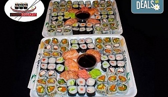 Насладете се на японска кухня! Вземете 120 суши хапки с пушена сьомга, филаделфия и розова херинга от Sushi Market!