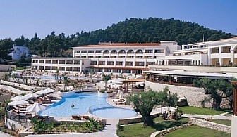 Почивка в хотел Aegean Melathron 5*: 3, 4 или 5 нощувки на база закуска и вечеря за 252 лв
