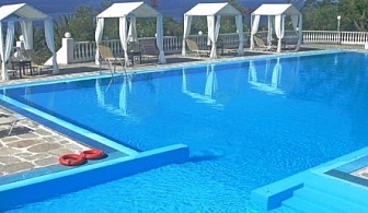 Почивка в Хотел Bianco Olympico ***! Нощувка със закуска + ползване на открит басейн близо до плажа!