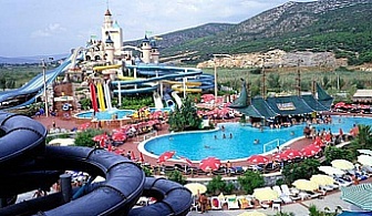 Почивка в Кушадасъ! 5 или 7  нощувки на All inclusive + басейни, водни пързалки, чадър, шезлонг, спа цнтър, много забавления в Хотел Aqua Fantasy SPA 5!