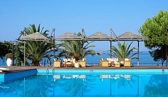Почивка на о-в Тасос: 3, 5 или 7 нощувки + закуски в хотел Kamari Beach 3* на брега на морето на цени от 247 лв!