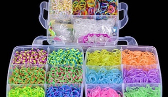 Rainbow Loom Bands! Триетажно Куфарче с 4500 ластичета + троен стан + кукички + мъниста за плетене само за 27 лв. от zatebimen.com!