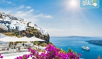 Романтична почивка през септември на о. Санторини, Гърция! 4 нощувки със закуски в хотел 3*, транспорт, екскурзовод и посещение на Атина!