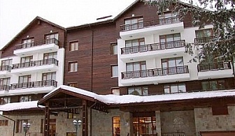 Ски почивка в Боровец! 5 нощувки със закуски и една вечеря в Боровец Хилс 5* и безплатен трансфер до ски пистите