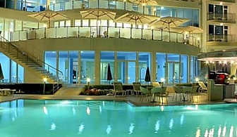 Супер ЦЕНИ за резервации до края на юли в Хотел  "Аква Азур" 4*! Аll Inclusive море в Св.Св. Константин и Елена!