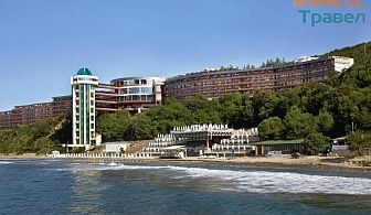 Ултра ол инклузив почивка на първа линия в хотел Парадайз бийч, до Св. Влас - в края на май и началото на юни