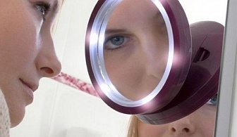 Увеличително дамско огледало с LED подсветка