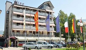 Великден на Охридското езеро: 2 или 3 нощувки на база закуска или закуска и вечеря в хотел Tino 4* само  149 лв.