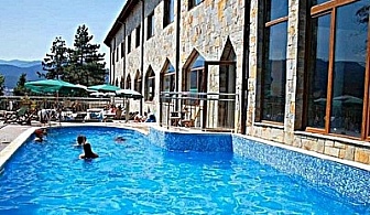 ВЕЛИКДЕН във ВЕЛИНГРАД, SPA CLUB BOR 4*: ПАКЕТИ с 2, 3, 4 нощувки със закуски и ВЕЧЕРИ, в АПАРТАМЕНТ за 2 ВЪЗРАСТНИ + 2 ДЕЦА или 3 ВЪЗРАСТНИ на цена от 396 лв. + WELLNESS пакет, ВЕЧЕРНИ ПРОГРАМИ и др. ЕКСТРИ