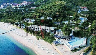Xenia Ouranoupolis Hotel 4*, Халкидики-Атон, Урануполи. Нощувка+закуска+вечеря. Уютен хотел с красив плаж, комфортни стаи и добро обслужване. 